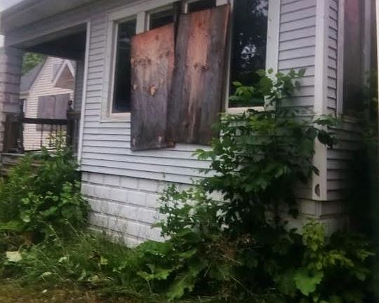 3rd image of 11835 S Lafayette Ave