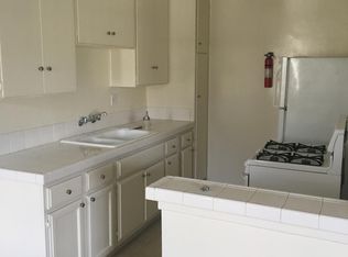 12326 Inglewood Ave APT E, Hawthorne, CA 90250