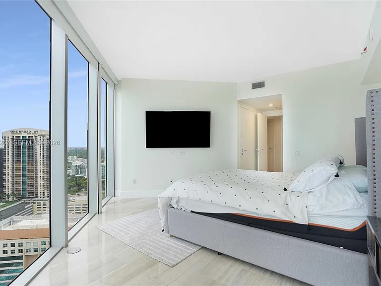 1300 Brickell Bay Dr #3402 — Photo 6