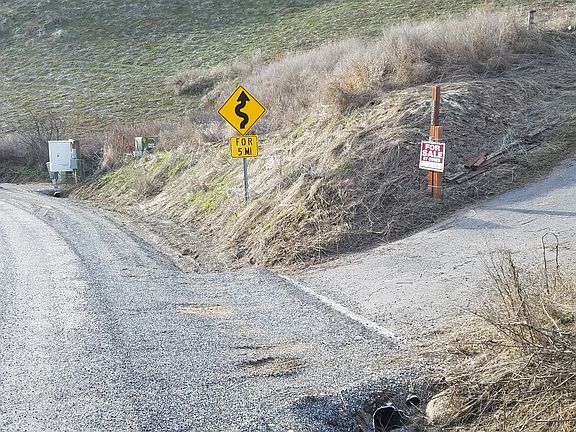 Power and Cable at road
