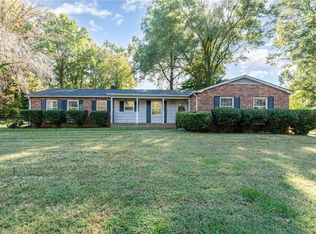 1920 Echo Trl, Pfafftown, NC 27040