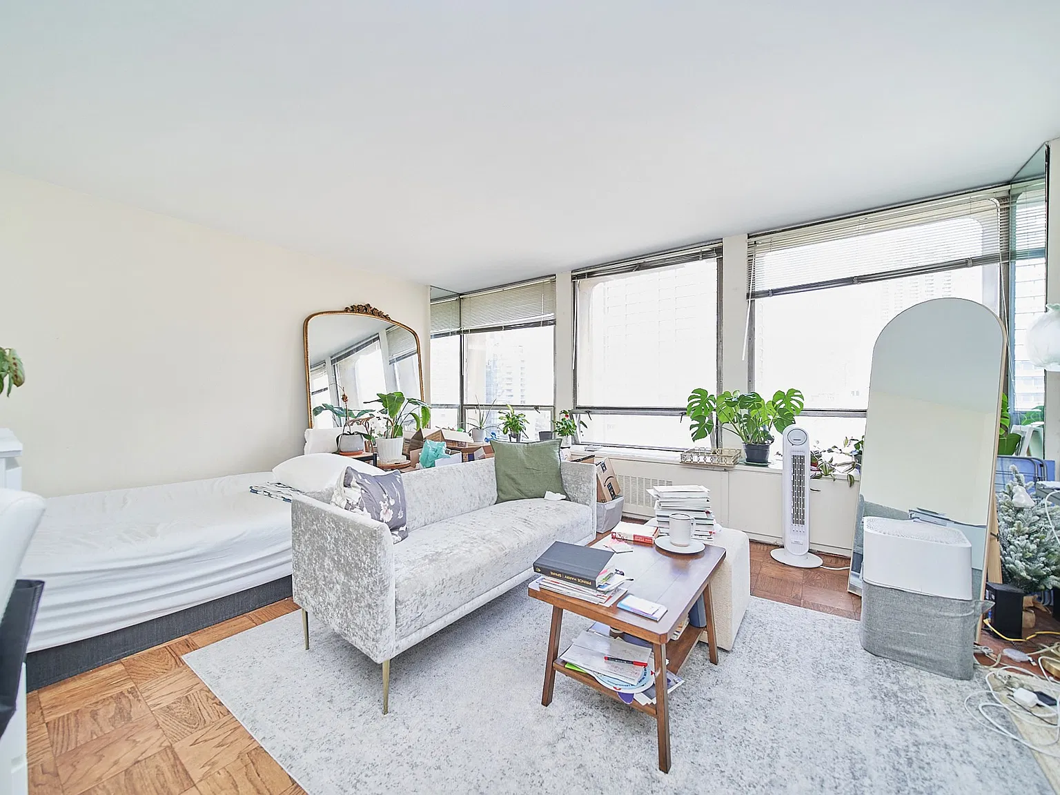 300 East 33rd Street — Photo 3