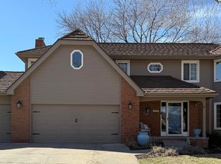 1636 S 152nd St, Omaha, NE 68144