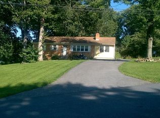 10889 Hillcrest Dr, Laurel, MD 20723