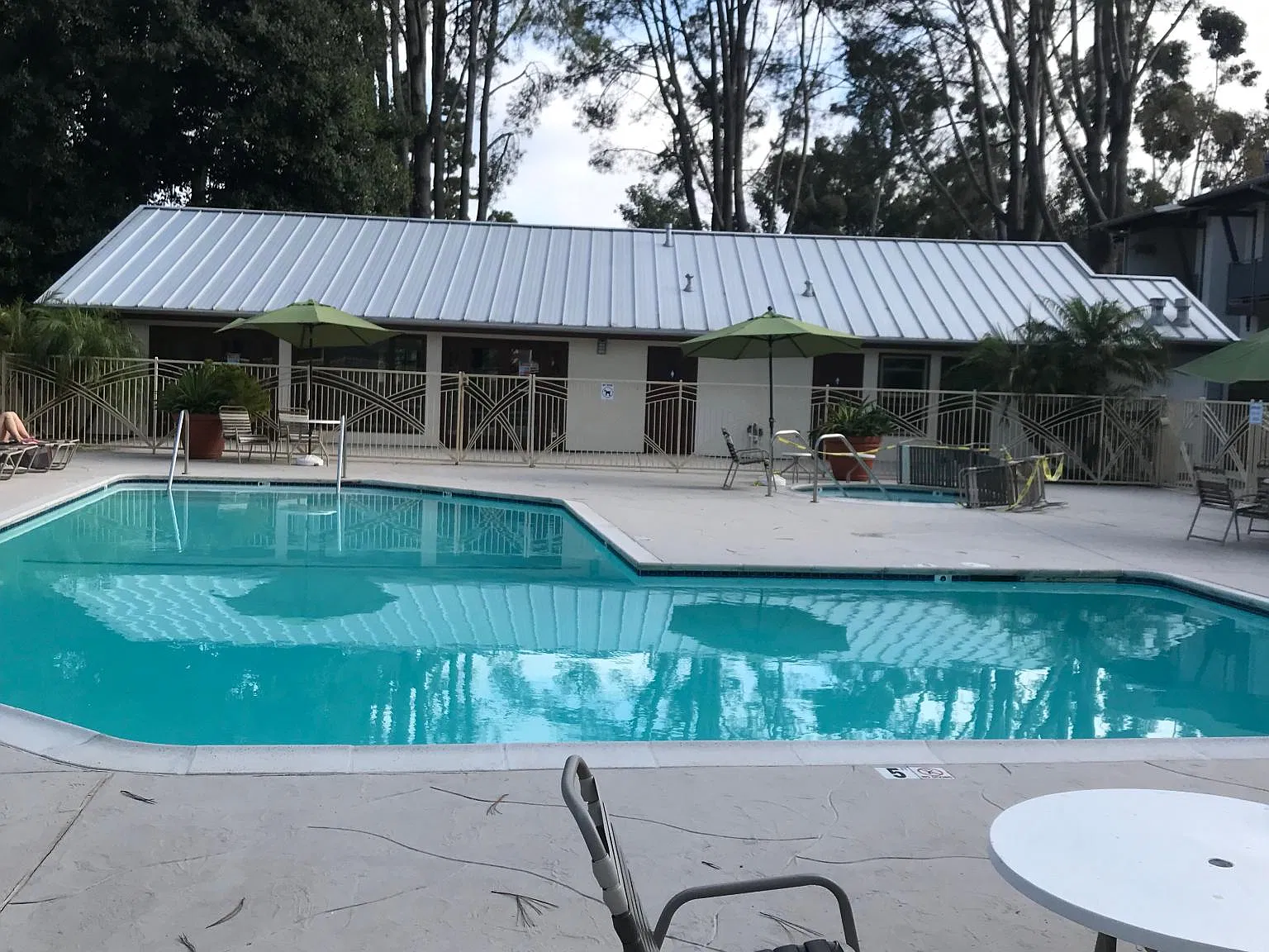 2 bed, 810 sqft, $3,200 — Photo 3