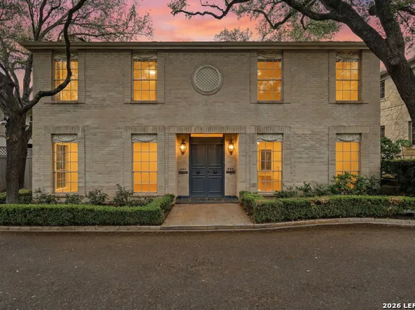 484 E Olmos Dr, Olmos Park, TX 78212