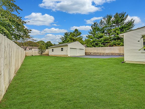 5th image of 5419 Bauman Dr
