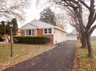 9035 Oak Park Ave, Morton Grove, IL 60053