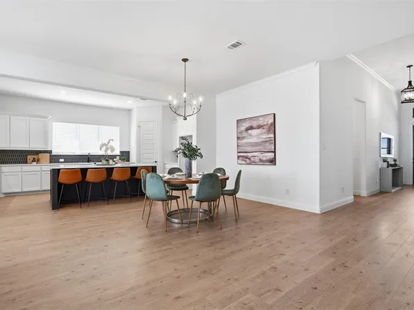 513 Fieldstone Ln, Haslet, TX 76052