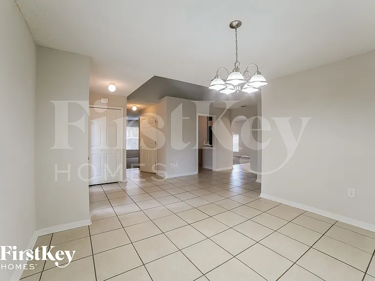 12742 Lake Vista Dr — Photo 5