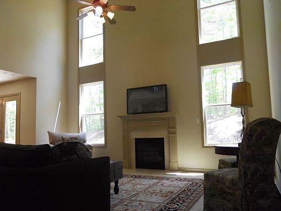 4th image of 2357 Peach Shoals Cir