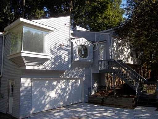 1st image of 320 Rockmoor Trl