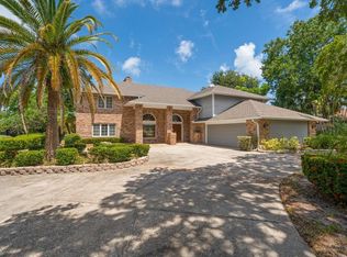 220 Harbor View Ln, Largo, FL 33770
