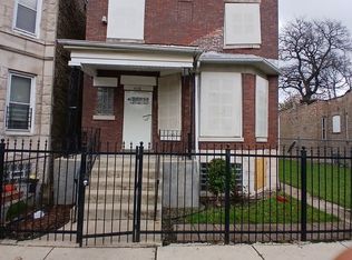 4038 W Arthington St, Chicago, IL 60624