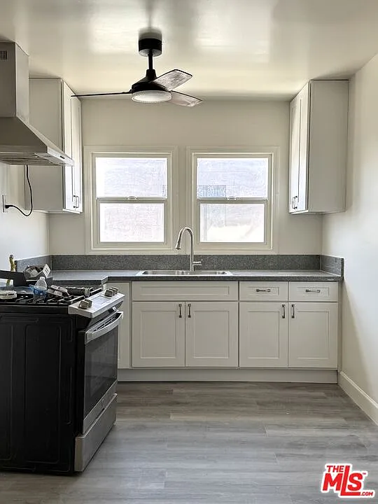 3 bed, 1.0 bath, $3,050 — Photo 4