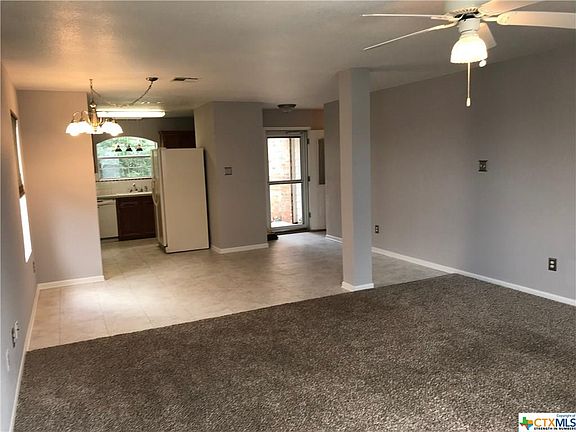 3rd image of 3903 Sunflower Dr