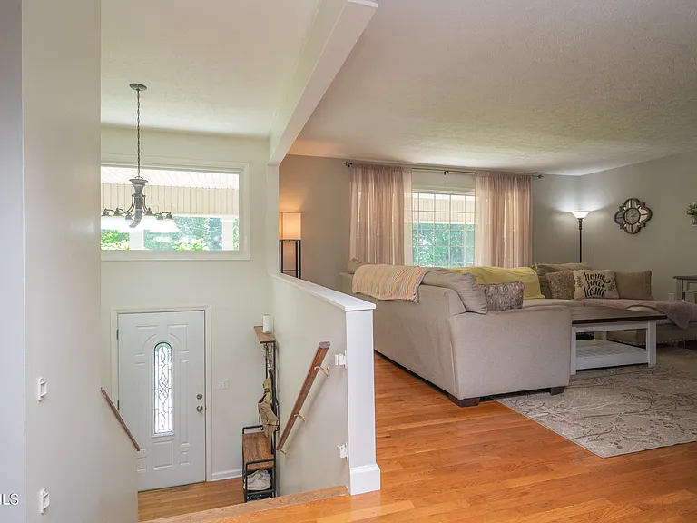 135 Riders Dr — Photo 19