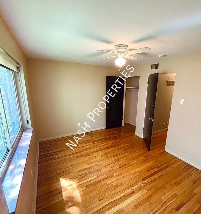 1st image of 3312 Russell Blvd APT 3