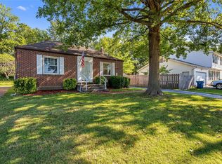 10929 Cosmos Dr, Saint Louis, MO 63123