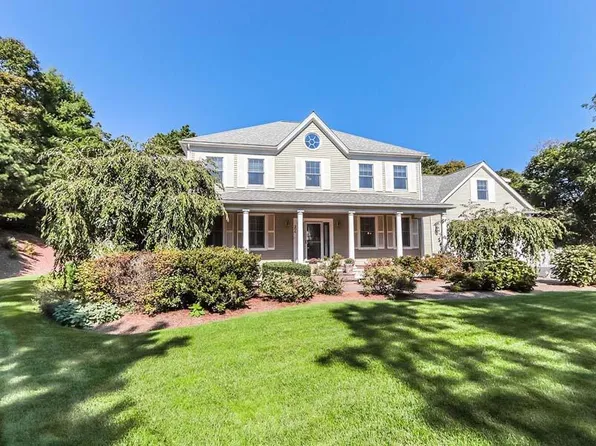204 Hill And Plain Road, East Falmouth, MA 02536