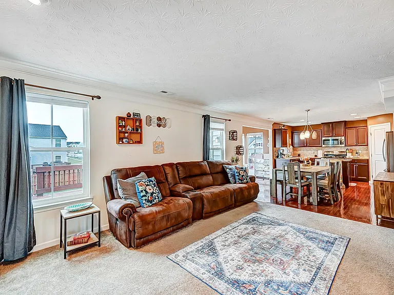 1404 Artesian Ln — Photo 19