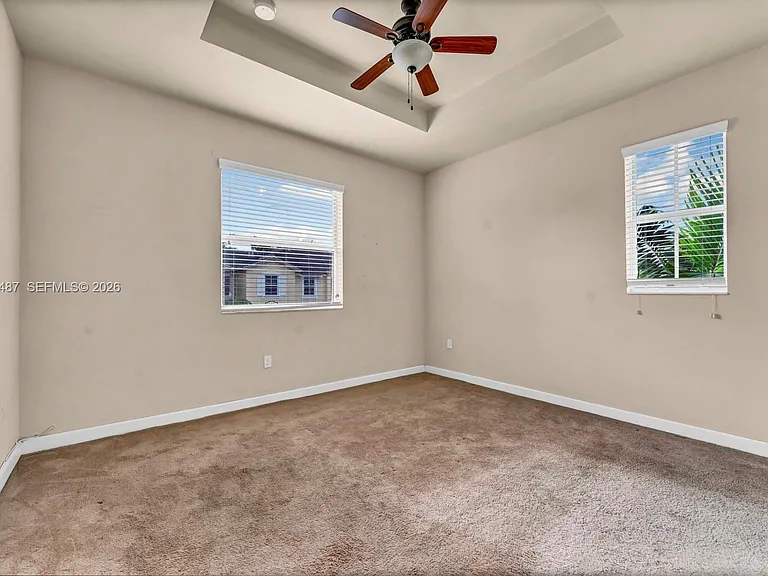 134 SE 28th Ter #20 — Photo 11