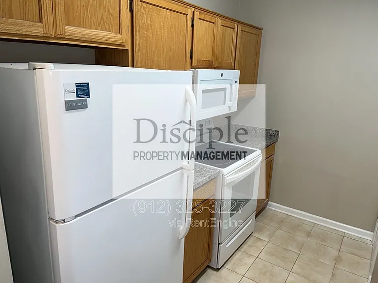22 E Dubois St #8B — Photo 11