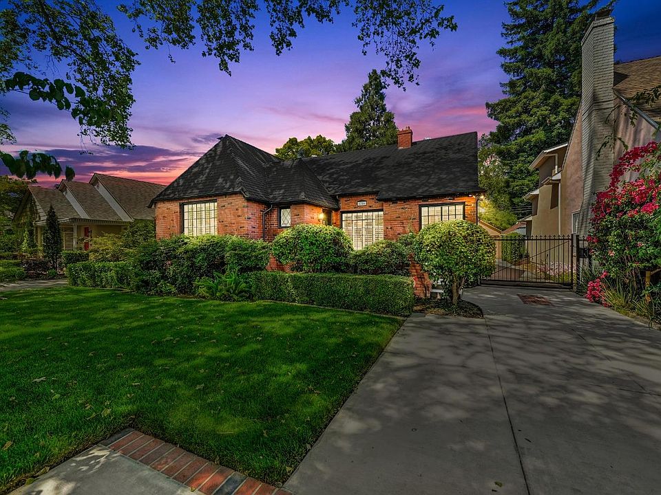 1st image of 2786 Land Park Dr