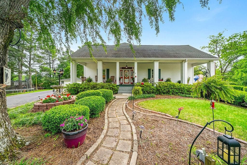 168 Polk Ave, Dallas, GA 30132 Zillow