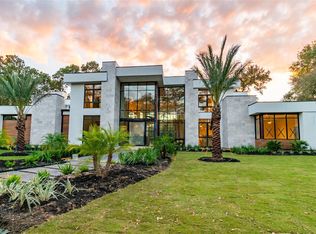 7 Estancia Pl, The Woodlands, TX 77389