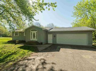 101 Elk Run St, Elk Run Heights, IA 50707