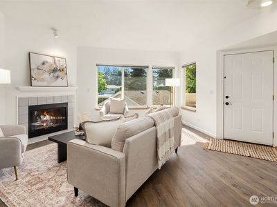 9210 Market Pl #D201, Lake Stevens, WA, 98258