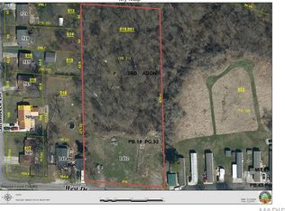 1412 West Dr, Bethalto, IL 62010