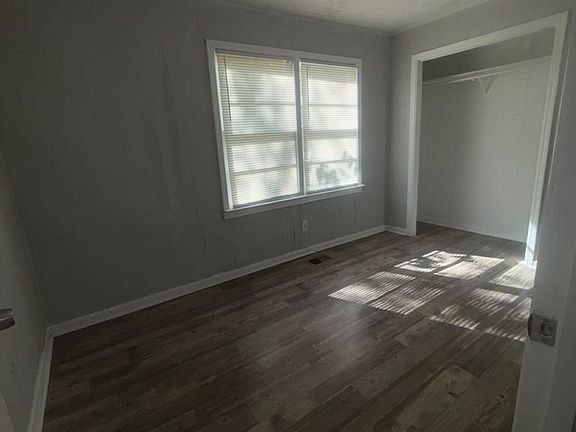 4th image of 205 Porter St SW