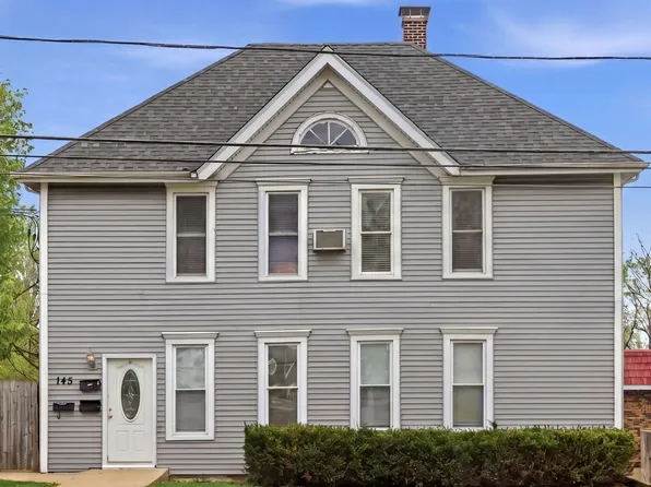 143 S Liberty St, Elgin, IL 60120