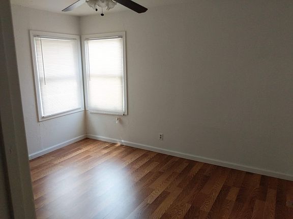 2nd image of 1223 Carlton Ave