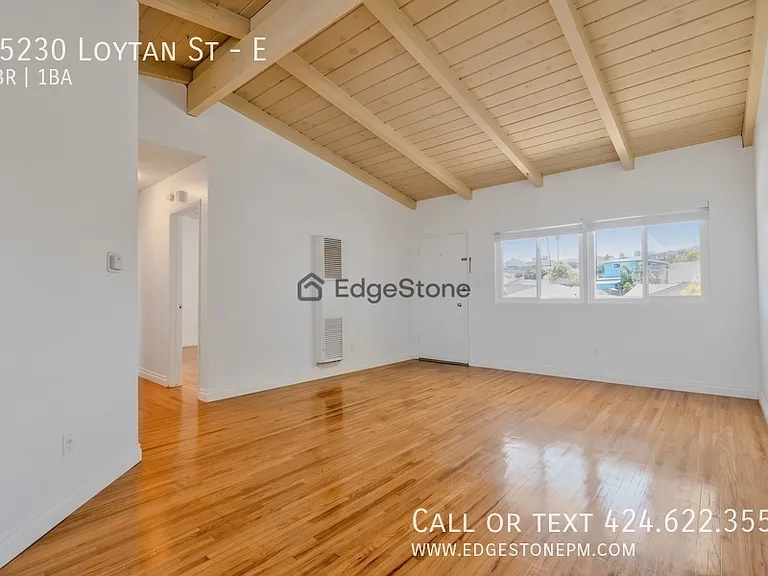 25230 Loytan St #E — Photo 7