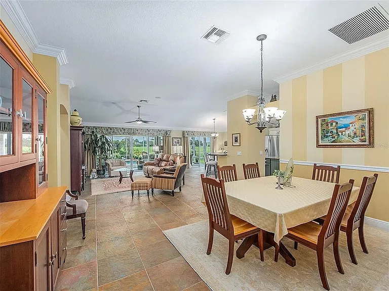 1281 Pendleton Cir — Photo 10
