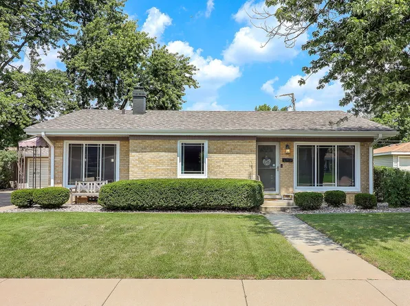 1609 Oneida St, Joliet, IL 60435