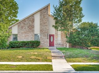 2013 Arles Ln, Carrollton, TX 75007