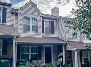 120 Willow Oak Dr APT B, Christiansburg, VA 24073