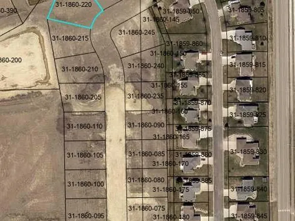 4 Campbell Blvd, Worthington, MN 56187