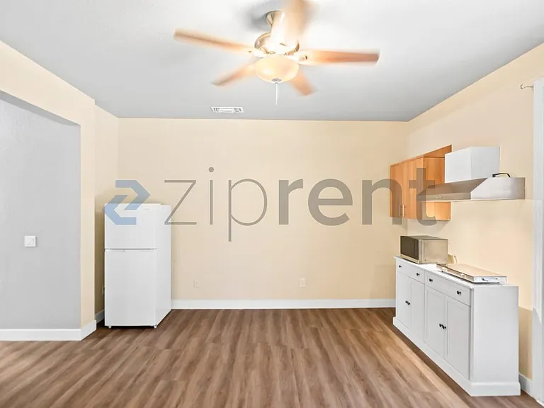 382 Pestana Ave — Photo 8