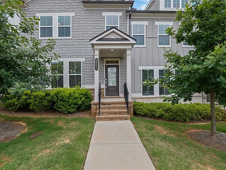 2699 Richmond Row Dr — Photo 3