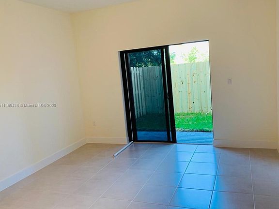 5th image of 8151 NW 104th Ave #204