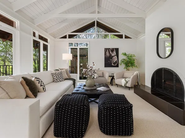 160 Hillside Avenue, Kentfield, CA 94904