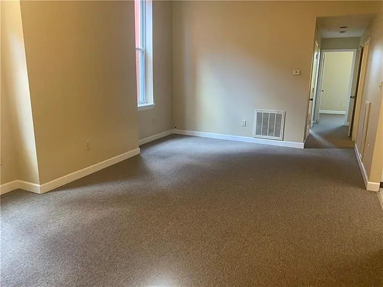 1209 W North Ave #202 — Photo 4