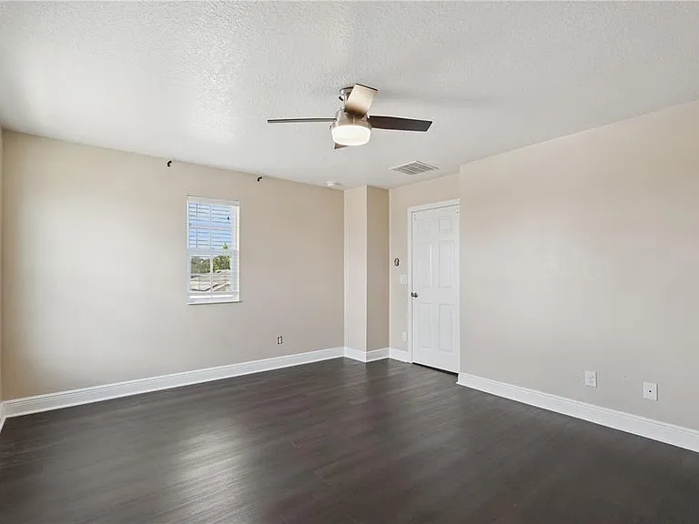 2227 Napone Ln — Photo 26