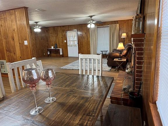 3rd image of 109 Murrell Ln
