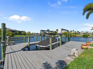 2915 Beach Pkwy W, Cape Coral, FL 33914